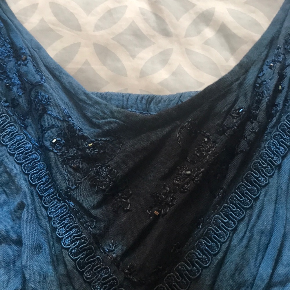 Tank top  new - Picture 3 of 4